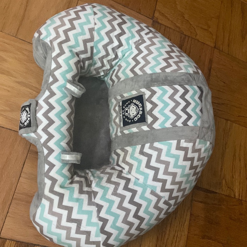 The Original Hugaboo Infant Sitting Chair - Blue Chevron , 3-10 Month
